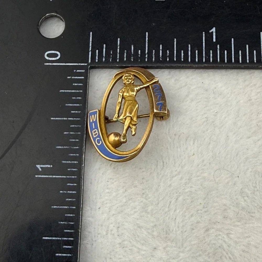 Vintage Gold Filled Brooch Women's International Bowling Congress WIBC 277